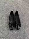 Women’s Ballet Pumps-Black