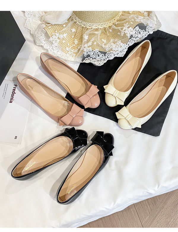 Women’s red bottom flats