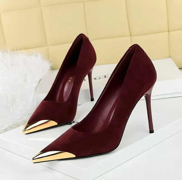 Women's Formal Court Shoes – Maroon Gold Tip